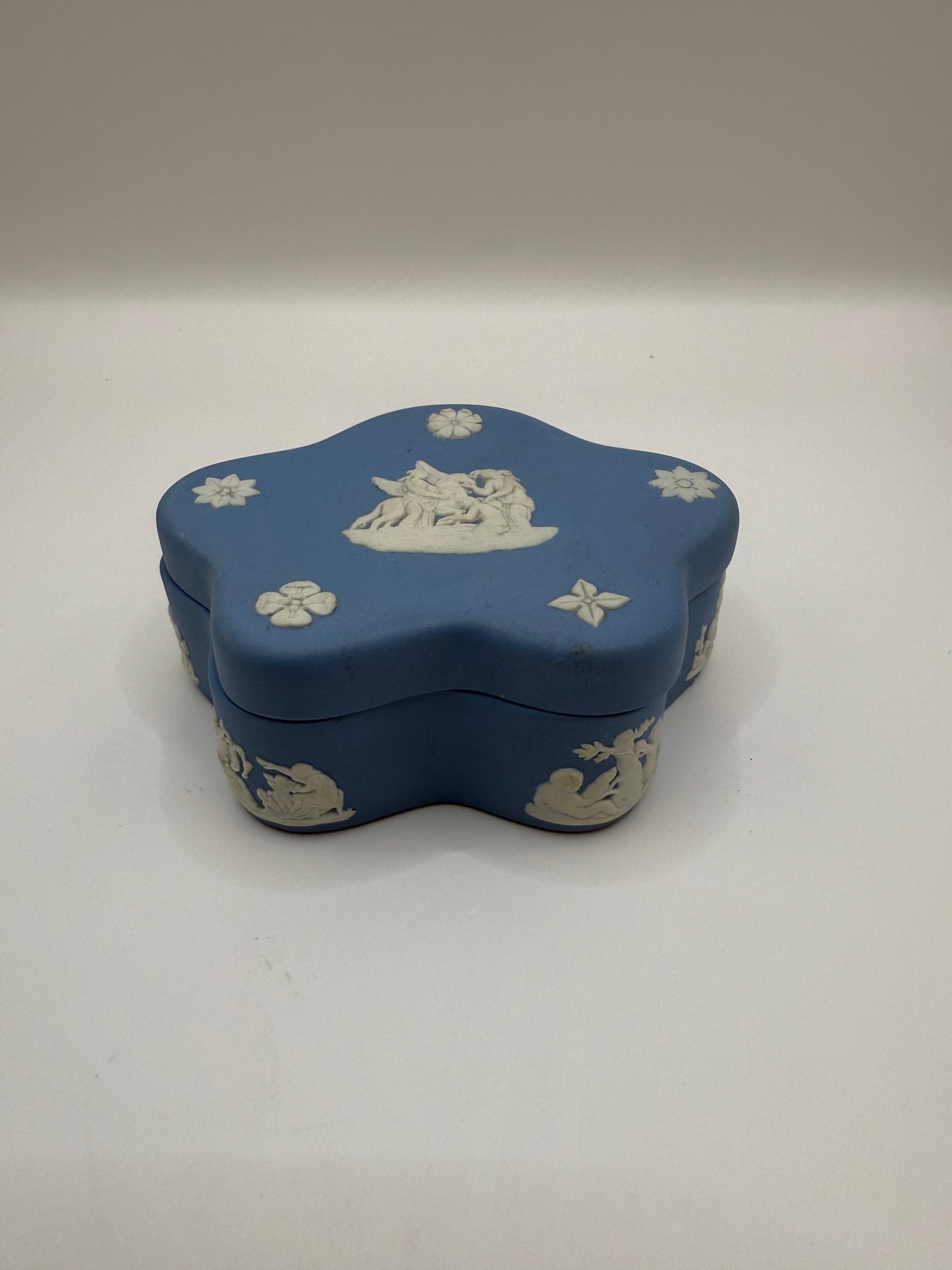 Blue Star Wedgewood Trinket Candle