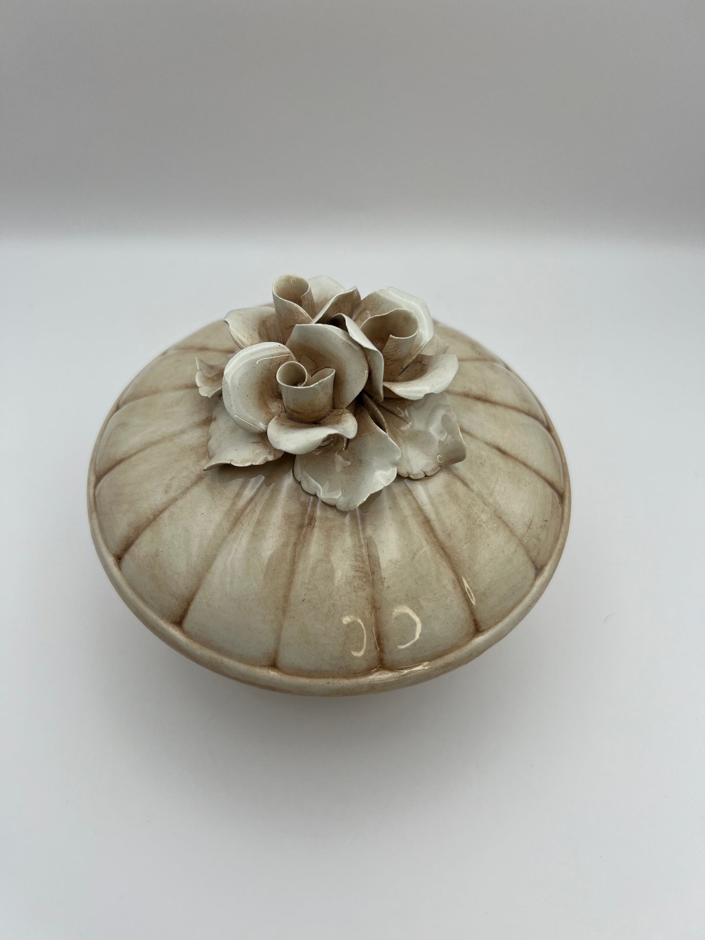 Italian Jar with 3D Floral Lid Candle