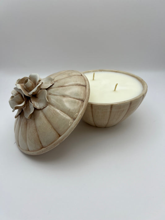 Italian Jar with 3D Floral Lid Candle