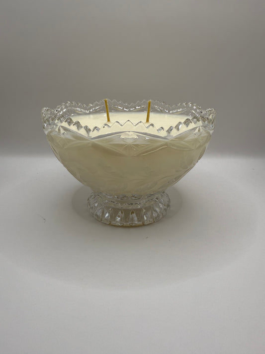 Glass Bowl with Scalloped Edge Candle