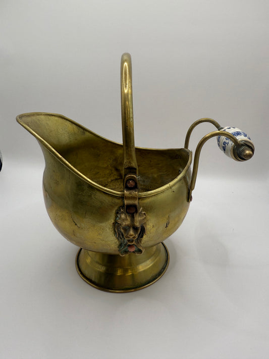 Brass Scuttle Candle