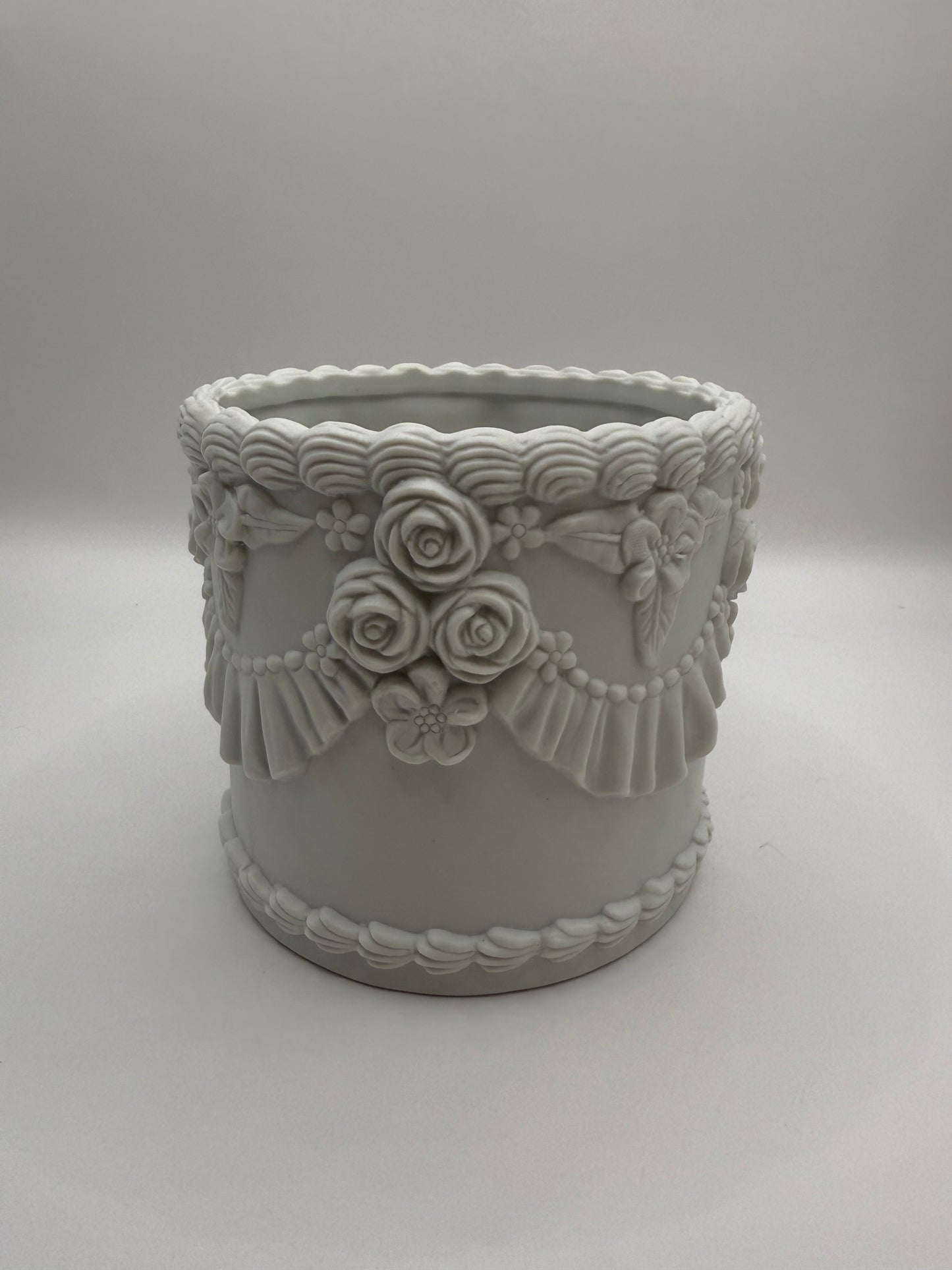 White Rose Planter Candle