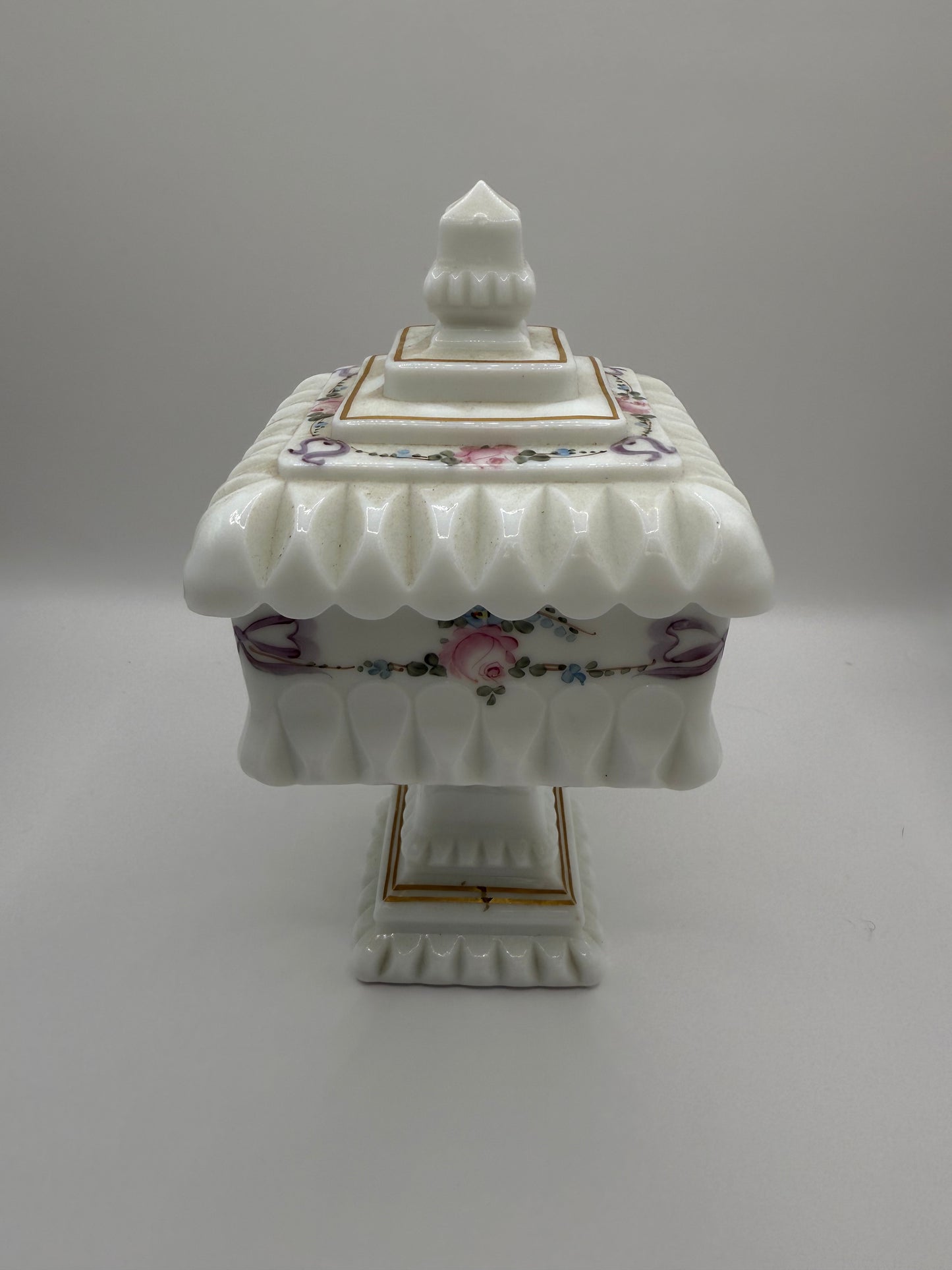 Westmoreland Cake Box Candle
