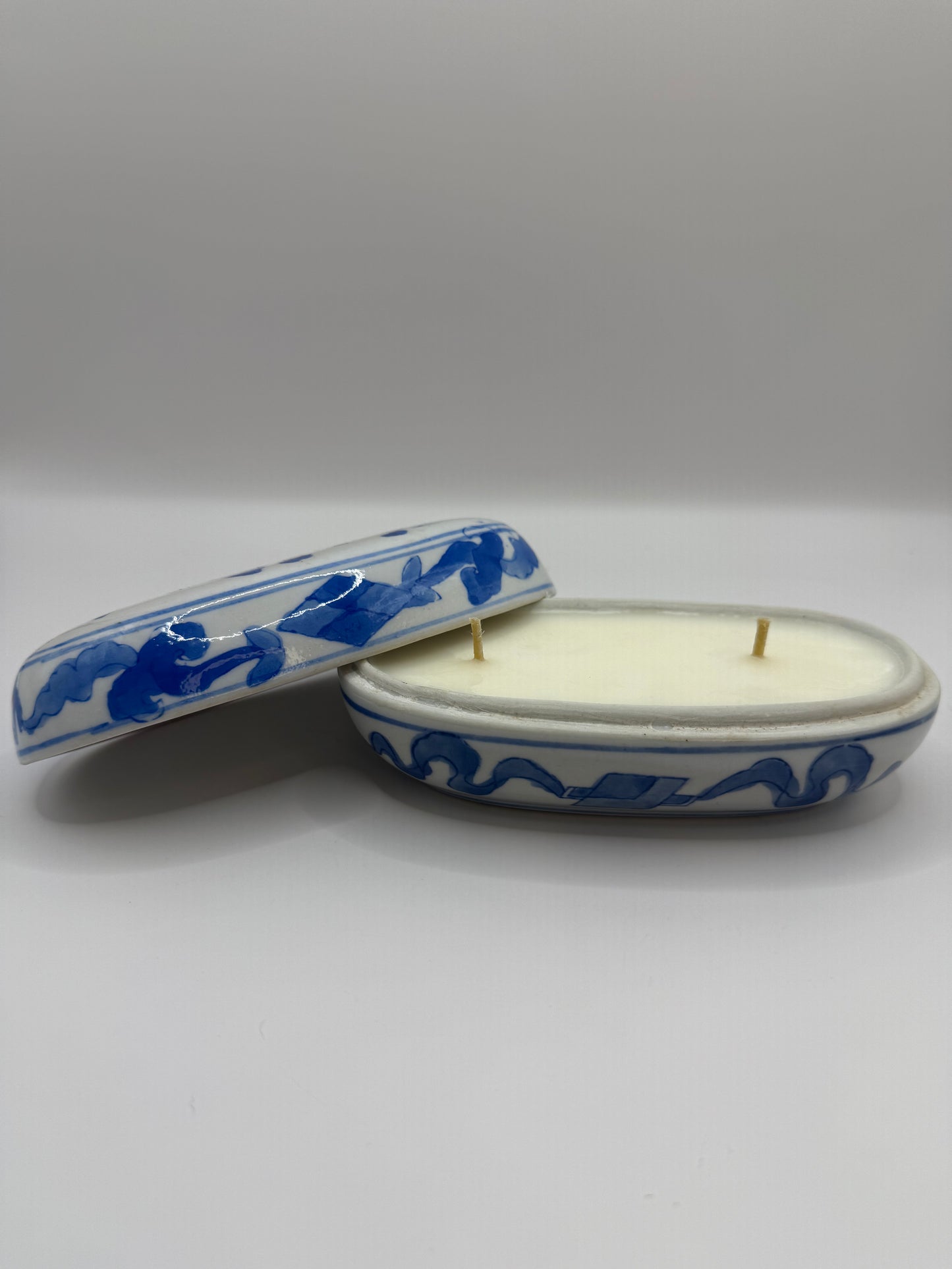 Antique Blue and White Trinket Candle